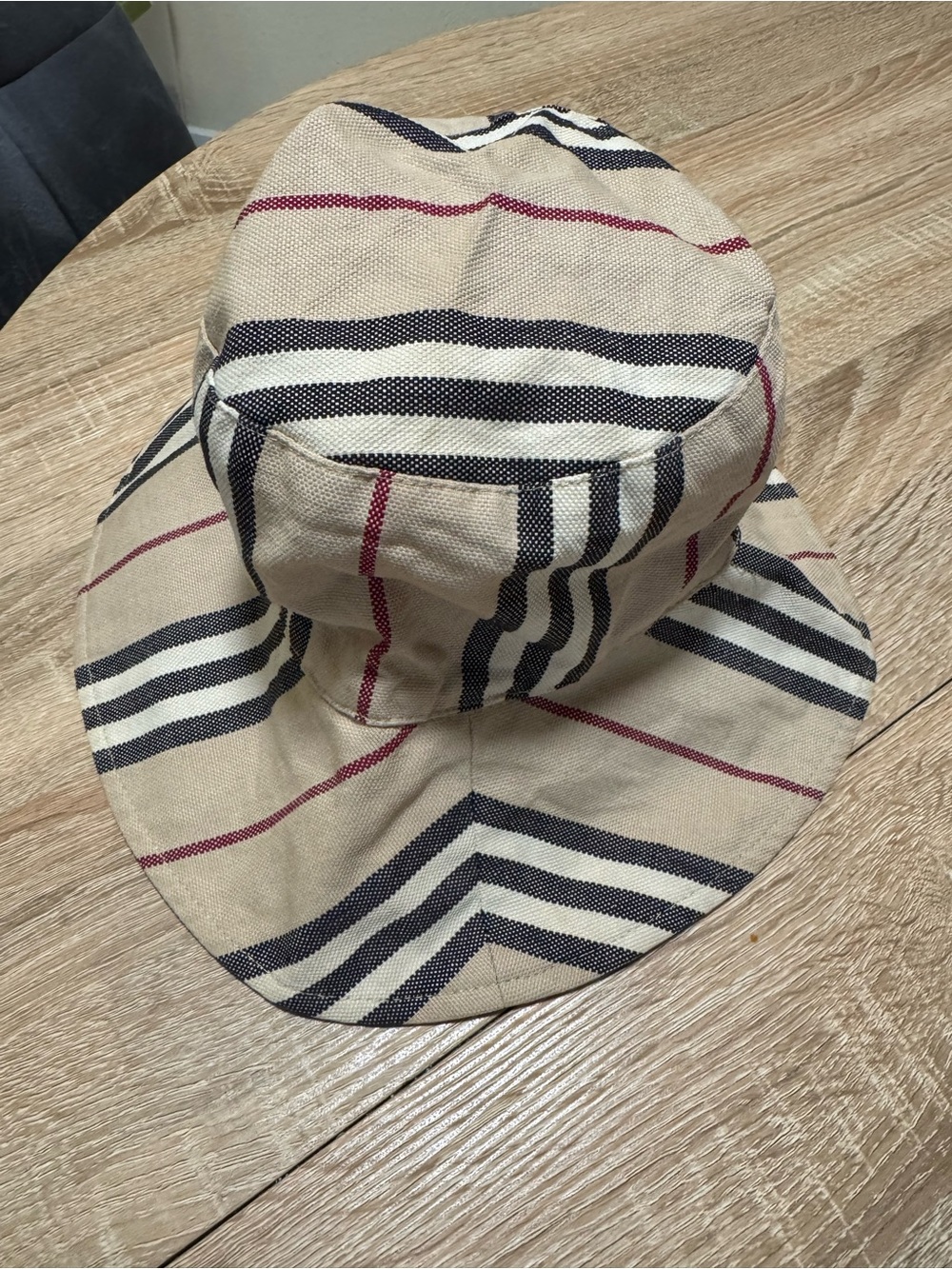 Authentic Vintage Burberry London Nova Check Stripe Bucket Hat Beige